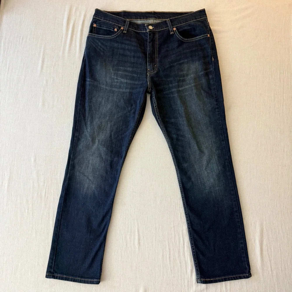 Levis measurements waist